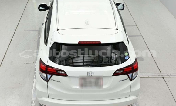Acheter Occasion Voiture Honda Vezel Blanc à Castries, Castries Acheter Occasion Voiture Honda Vezel Blanc à Castries, Castries