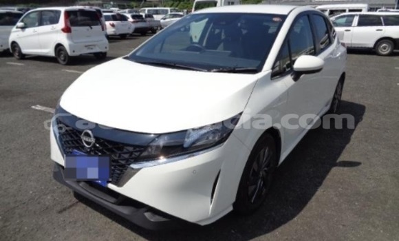 Buy Used Nissan Note White Car in Anse-la-Raye in Anse-la-Raye