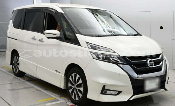Acheter Occasion Voiture Nissan Serena Blanc à Castries, Castries Acheter Occasion Voiture Nissan Serena Blanc à Castries, Castries
