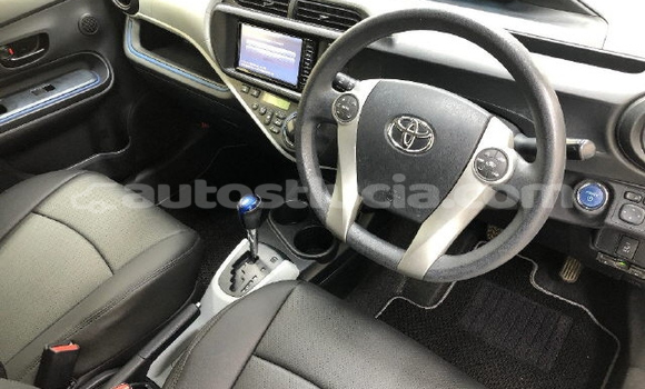 Acheter Occasion Voiture Toyota Aqua Blanc à Castries, Castries Acheter Occasion Voiture Toyota Aqua Blanc à Castries, Castries