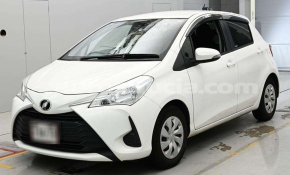 Buy Used Toyota Vitz White Car in Anse-la-Raye in Anse-la-Raye