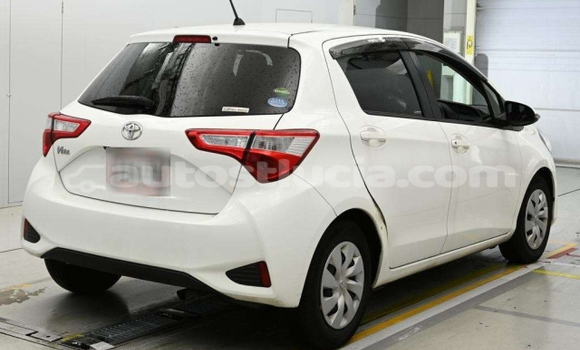 Acheter Occasion Voiture Toyota Vitz Blanc à Anse-la-Raye, Anse-la-Raye Acheter Occasion Voiture Toyota Vitz Blanc à Anse-la-Raye, Anse-la-Raye