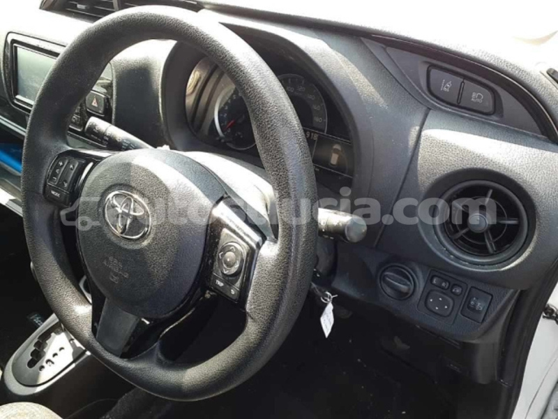 Big with watermark toyota vitz anse la raye anse la raye 4587