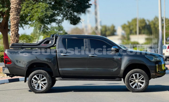 Acheter Occasion Voiture Toyota Hilux Noir à Import - Dubai, Anse-la-Raye Acheter Occasion Voiture Toyota Hilux Noir à Import - Dubai, Anse-la-Raye