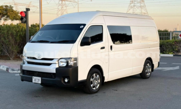 Acheter Occasion Voiture Toyota Hiace Blanc à Import - Dubai, Anse-la-Raye Acheter Occasion Voiture Toyota Hiace Blanc à Import - Dubai, Anse-la-Raye