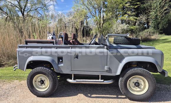 Acheter Import Voiture Land Rover Defender Autre à Anse-la-Raye, Anse-la-Raye Acheter Import Voiture Land Rover Defender Autre à Anse-la-Raye, Anse-la-Raye