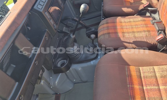 Acheter Import Voiture Land Rover Defender Autre à Anse-la-Raye, Anse-la-Raye Acheter Import Voiture Land Rover Defender Autre à Anse-la-Raye, Anse-la-Raye