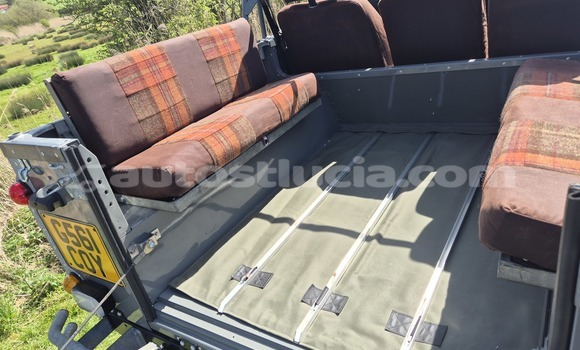 Acheter Import Voiture Land Rover Defender Autre à Anse-la-Raye, Anse-la-Raye Acheter Import Voiture Land Rover Defender Autre à Anse-la-Raye, Anse-la-Raye