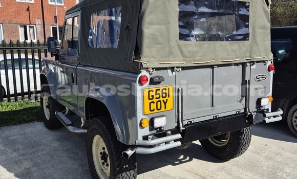 Acheter Import Voiture Land Rover Defender Autre à Anse-la-Raye, Anse-la-Raye Acheter Import Voiture Land Rover Defender Autre à Anse-la-Raye, Anse-la-Raye