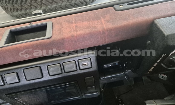 Acheter Import Voiture Land Rover Defender Autre à Anse-la-Raye, Anse-la-Raye Acheter Import Voiture Land Rover Defender Autre à Anse-la-Raye, Anse-la-Raye