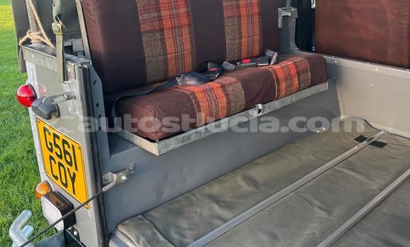 Acheter Import Voiture Land Rover Defender Autre à Anse-la-Raye, Anse-la-Raye Acheter Import Voiture Land Rover Defender Autre à Anse-la-Raye, Anse-la-Raye