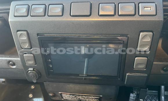 Acheter Import Voiture Land Rover Defender Autre à Anse-la-Raye, Anse-la-Raye Acheter Import Voiture Land Rover Defender Autre à Anse-la-Raye, Anse-la-Raye
