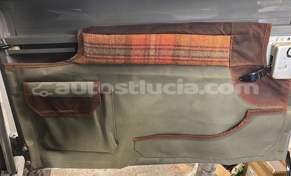 Acheter Import Voiture Land Rover Defender Autre à Anse-la-Raye, Anse-la-Raye Acheter Import Voiture Land Rover Defender Autre à Anse-la-Raye, Anse-la-Raye