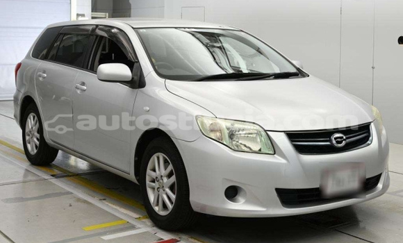 Acheter Occasion Voiture Toyota Corolla Gris à Castries, Castries Acheter Occasion Voiture Toyota Corolla Gris à Castries, Castries