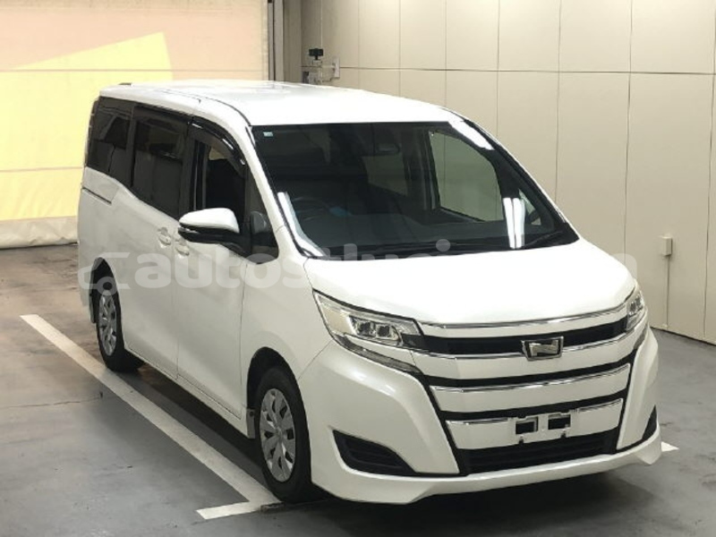 Big with watermark toyota noah castries castries 4593