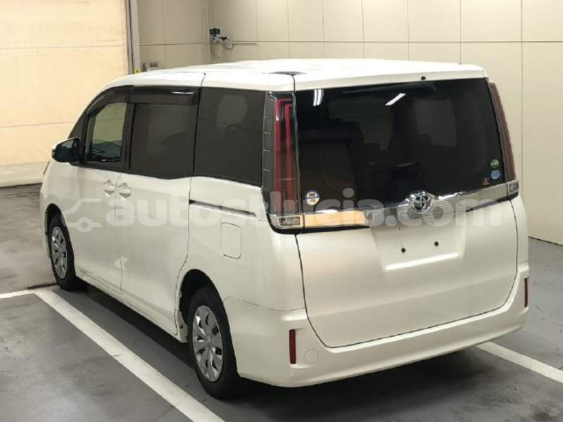 Big with watermark toyota noah castries castries 4593