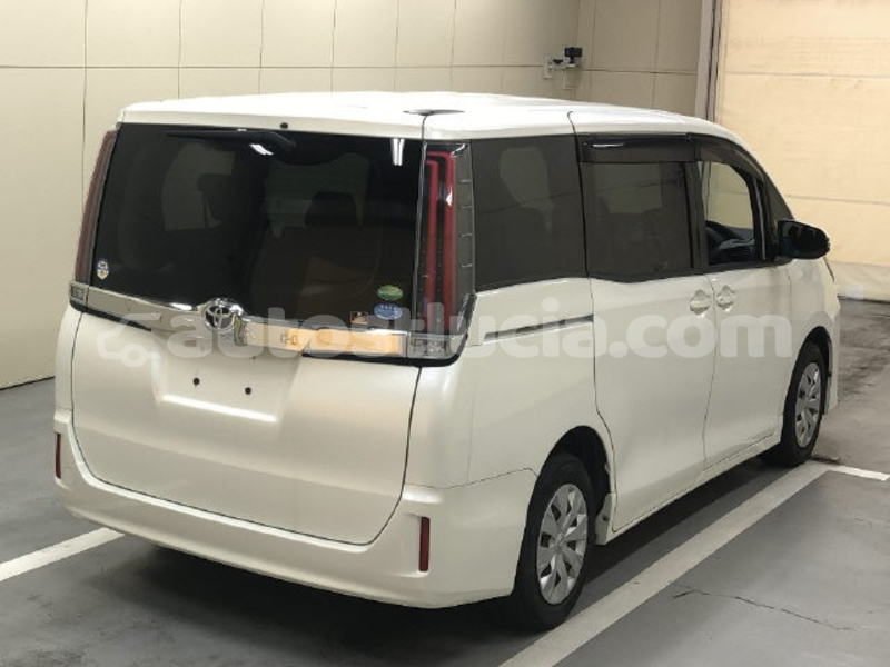 Big with watermark toyota noah castries castries 4593