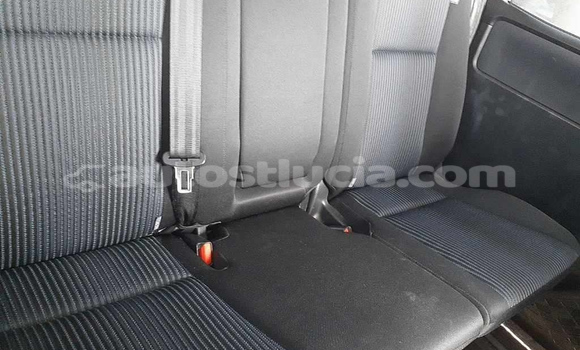 Buy Used Toyota Voxy White Car in Castries in Castries Buy Used Toyota Voxy White Car in Castries in Castries