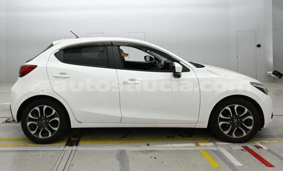 Buy Used Mazda Demio White Car in Castries in Castries Buy Used Mazda Demio White Car in Castries in Castries