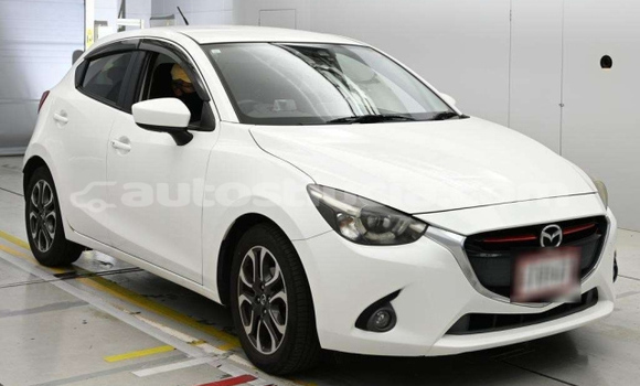 Buy Used Mazda Demio White Car in Castries in Castries Buy Used Mazda Demio White Car in Castries in Castries