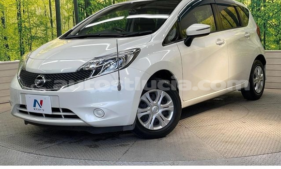 Buy Used Nissan Note White Car in Castries in Castries
