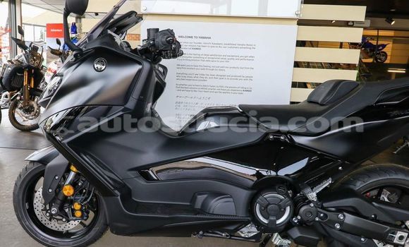 Buy New Yamaha TMAX Black Bike in Dennery in Dennery Buy New Yamaha TMAX Black Bike in Dennery in Dennery