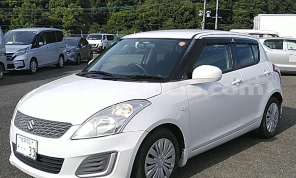Buy Used Suzuki Swift White Car in Castries in Castries Buy Used Suzuki Swift White Car in Castries in Castries