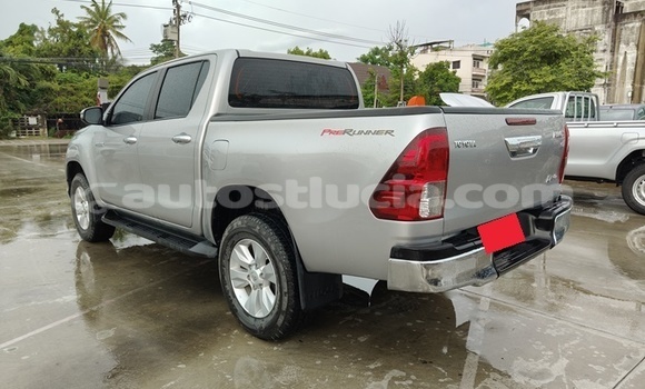 Buy Used Toyota Hiluxe Revo Silver Car in Castries in Castries Buy Used Toyota Hiluxe Revo Silver Car in Castries in Castries