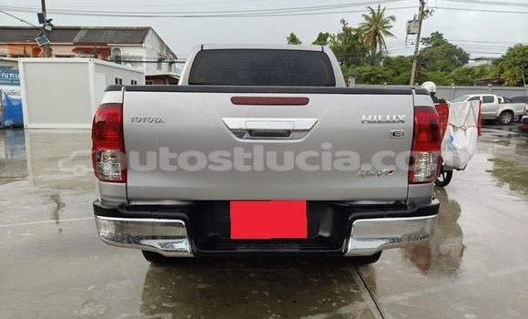 Buy Used Toyota Hiluxe Revo Silver Car in Castries in Castries Buy Used Toyota Hiluxe Revo Silver Car in Castries in Castries