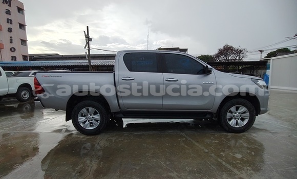 Buy Used Toyota Hiluxe Revo Silver Car in Castries in Castries Buy Used Toyota Hiluxe Revo Silver Car in Castries in Castries