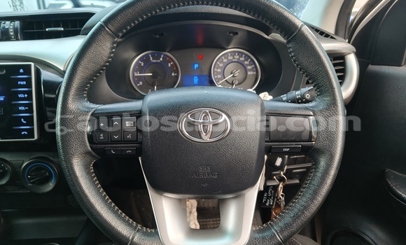Buy Used Toyota Hiluxe Revo Silver Car in Castries in Castries Buy Used Toyota Hiluxe Revo Silver Car in Castries in Castries