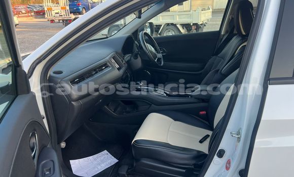 Buy Used Honda Vezel White Car in Castries in Castries Buy Used Honda Vezel White Car in Castries in Castries