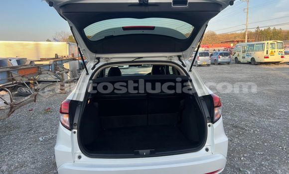 Buy Used Honda Vezel White Car in Castries in Castries Buy Used Honda Vezel White Car in Castries in Castries