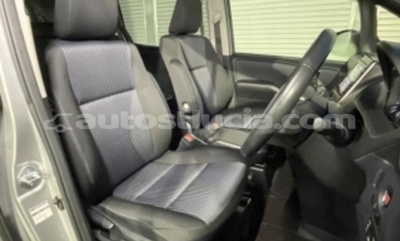 Buy Used Toyota Voxy Silver Car in Castries in Castries Buy Used Toyota Voxy Silver Car in Castries in Castries