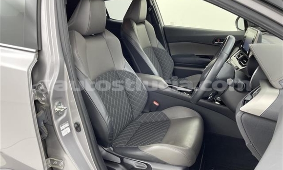 Buy Used Toyota C-HR Silver Car in Castries in Castries Buy Used Toyota C-HR Silver Car in Castries in Castries