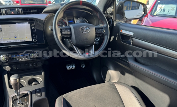 Buy Used Toyota Hiluxe Revo White Car in Castries in Castries Buy Used Toyota Hiluxe Revo White Car in Castries in Castries