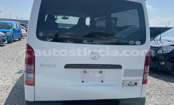 Buy Used Toyota Hiace White Car in Castries in Castries Buy Used Toyota Hiace White Car in Castries in Castries