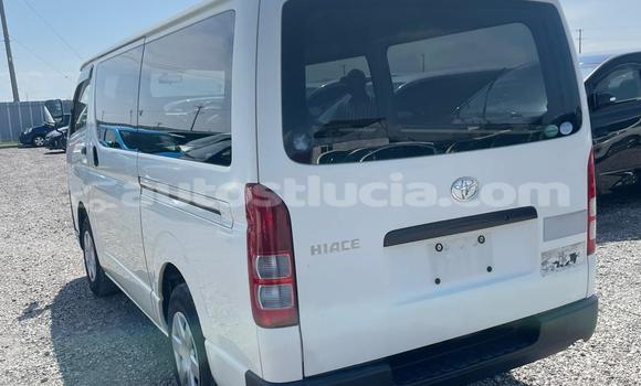 Buy Used Toyota Hiace White Car in Castries in Castries Buy Used Toyota Hiace White Car in Castries in Castries