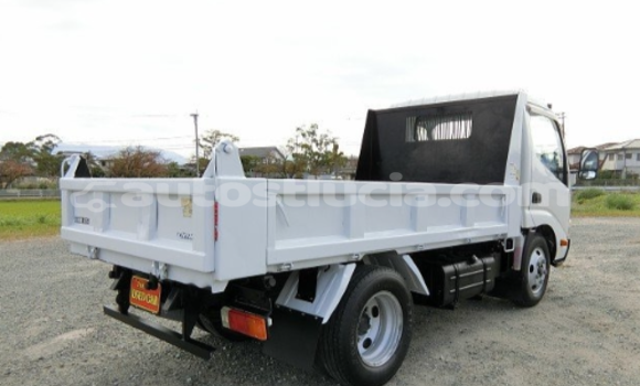 Buy Used Toyota Dyna White Truck in Castries in Castries Buy Used Toyota Dyna White Truck in Castries in Castries