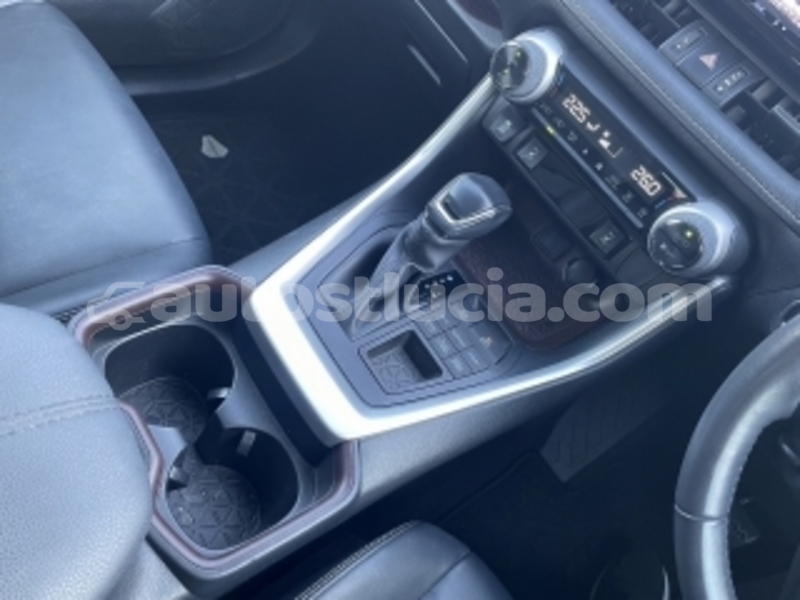Big with watermark toyota rav4 castries castries 4631