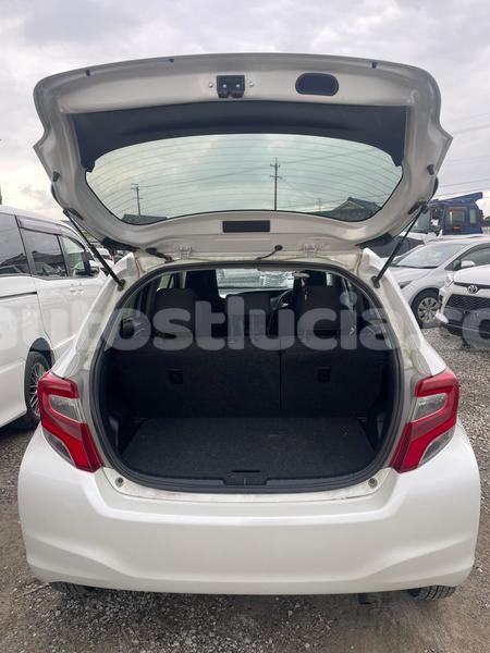 Big with watermark toyota vitz canaries canaries 4632