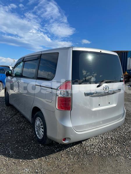 Big with watermark toyota noah castries castries 4634