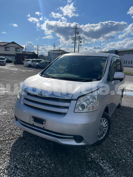 Big with watermark toyota noah castries castries 4634