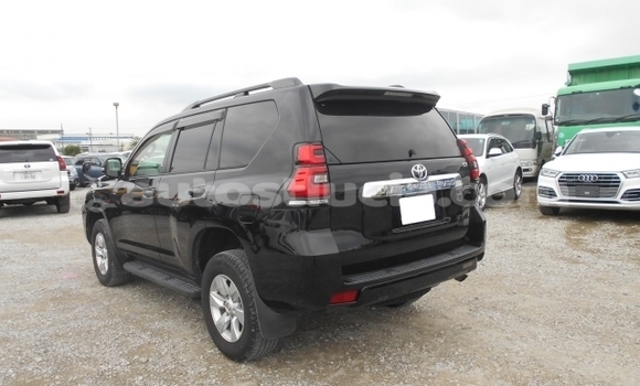 Acheter Occasion Voiture Toyota Land Cruiser Prado Noir à Castries, Castries Acheter Occasion Voiture Toyota Land Cruiser Prado Noir à Castries, Castries