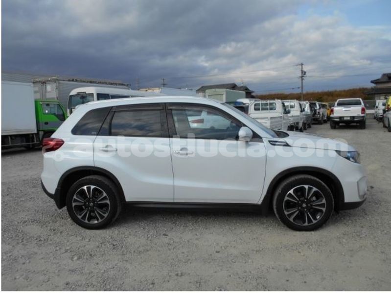 Big with watermark suzuki escudo laborie laborie 4636