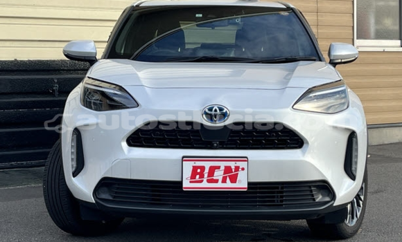 Acheter Occasion Voiture Toyota Yaris Blanc à Choc, Castries Acheter Occasion Voiture Toyota Yaris Blanc à Choc, Castries