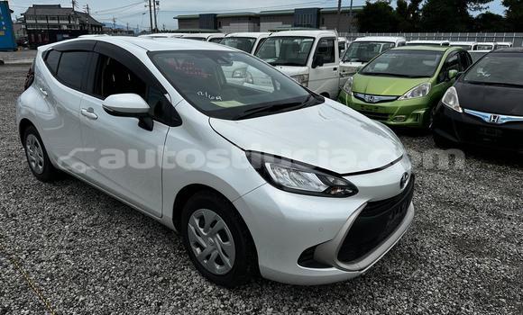Buy Used Toyota Aqua White Car in Laborie in Laborie