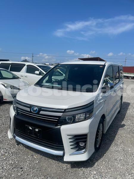 Big with watermark toyota voxy laborie laborie 4650