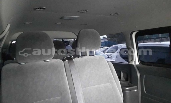 Buy Used Toyota Hiace White Car in Castries in Castries Buy Used Toyota Hiace White Car in Castries in Castries
