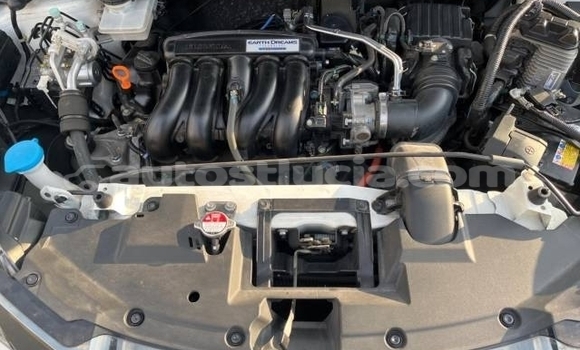 Buy Used Honda Vezel White Car in Castries in Castries Buy Used Honda Vezel White Car in Castries in Castries